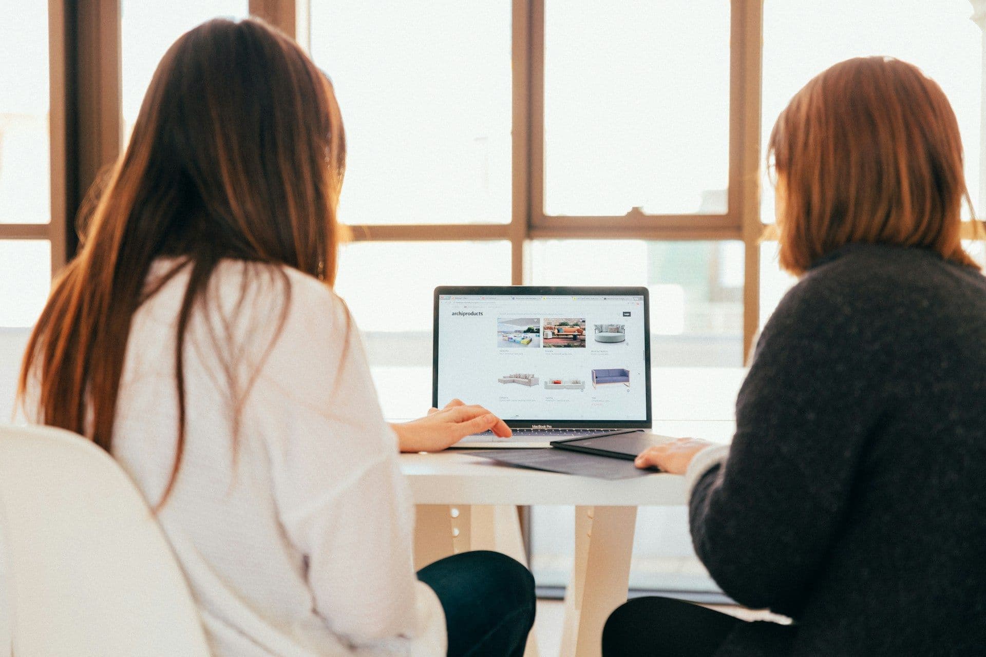10 essential elements for a successful website in 2025